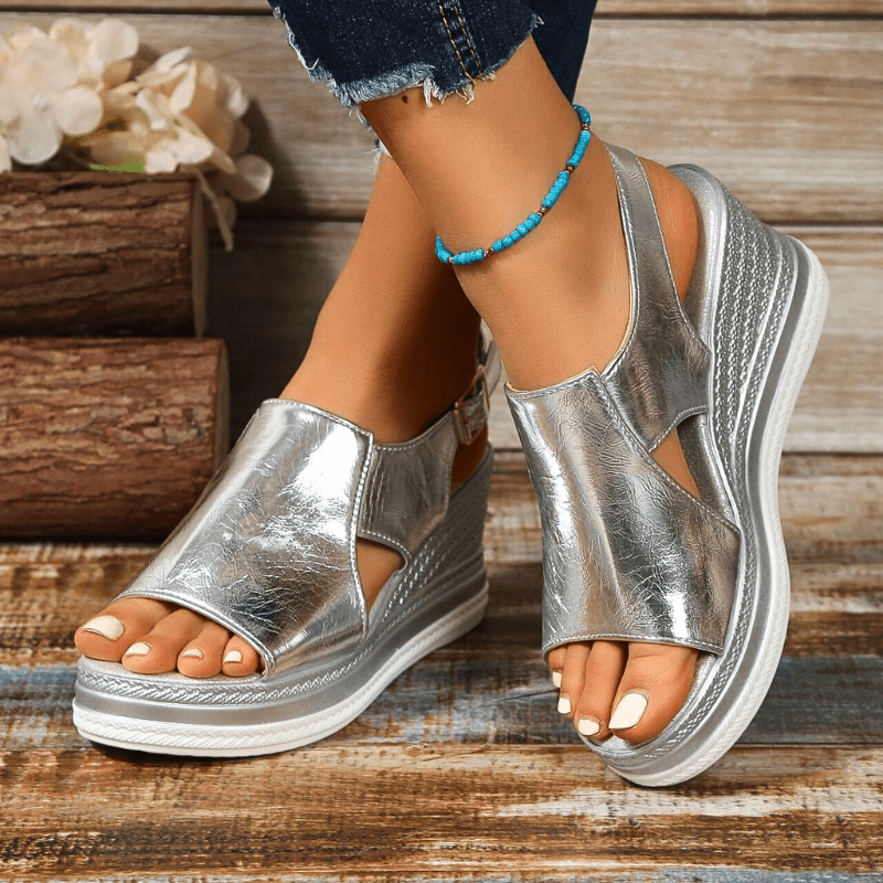 Baylie - Stijlvolle Metallic Sandalen