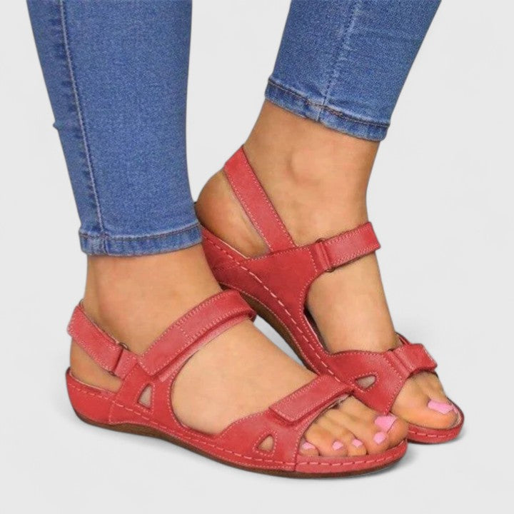 Avrie - Comfortabele Platte Sandalen