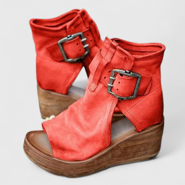 Karin | Klassieke sandalen met sleehak