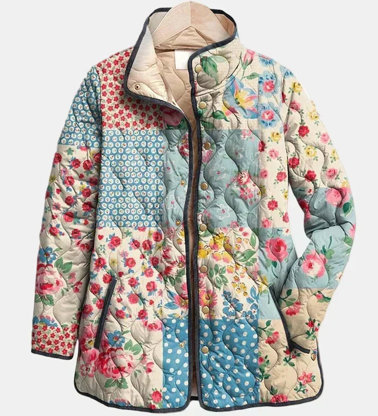 Livia | Gewatteerd jasje met bloemenpatchwork