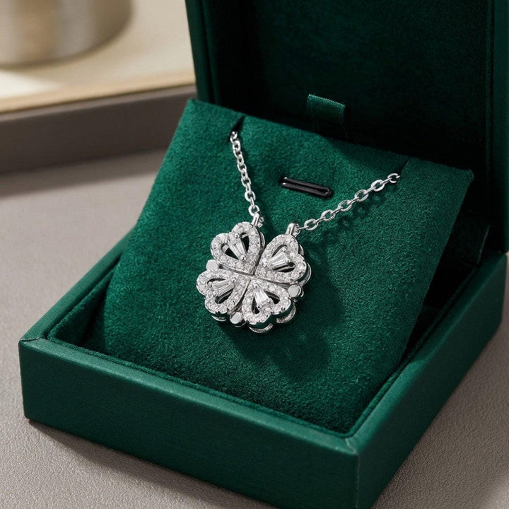 Gouden Klavertje Ketting met Zirkonia Hart Hanger