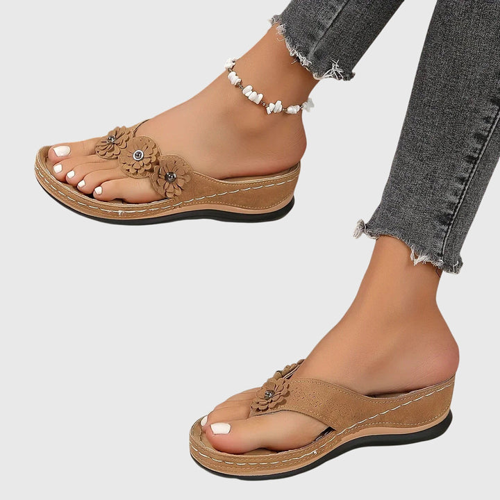 Asha - Elegante Orthopedische Slippers