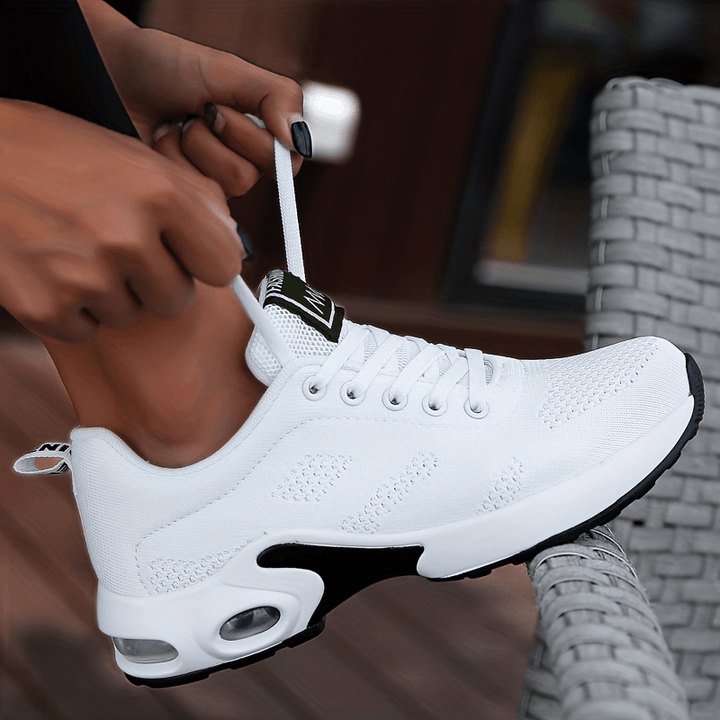 Luchtgeveerde ademende antislip sneakers