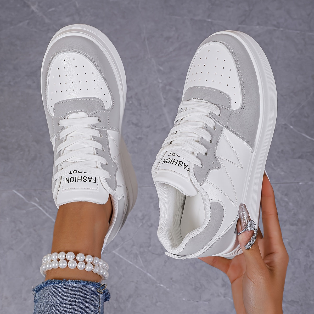 Chloé | Elegante sneakers met plateauzool