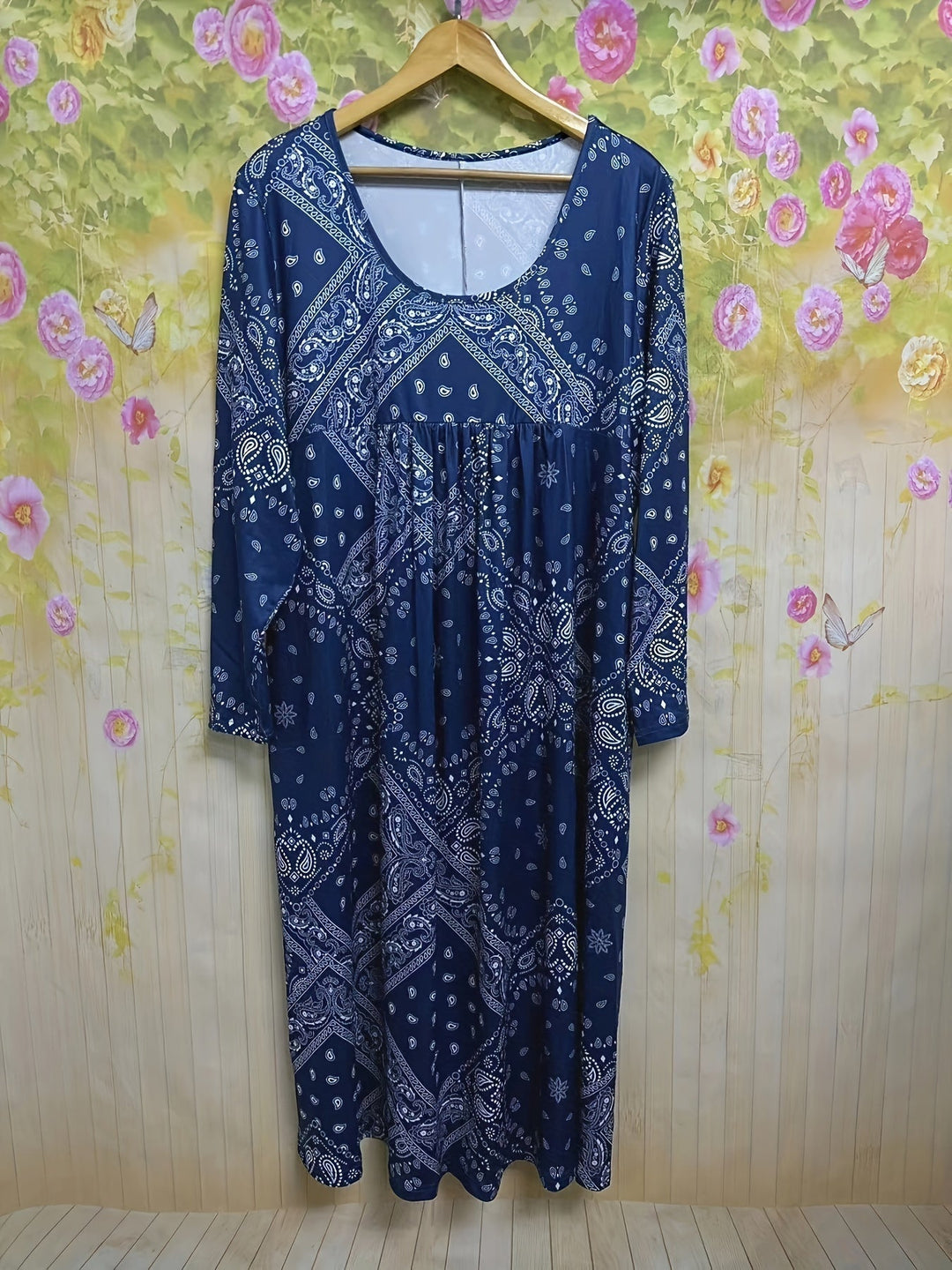 ELOWEN | MIDI JURK MET LANGE MOUWEN CASUAL