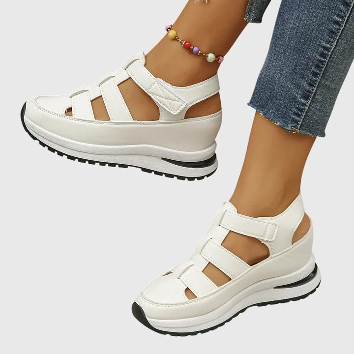 Finnie - Veelzijdige Orthopedische Sandalen