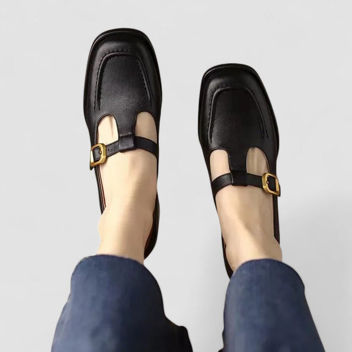 Kyrahnae | Mary Jane schoenen met orthopedische T-strap