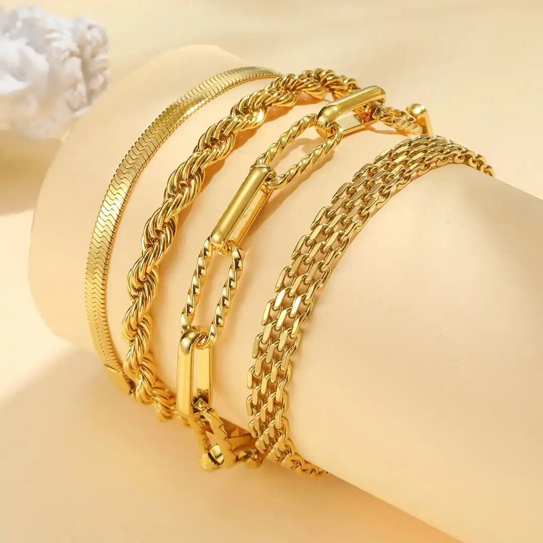Stapelige Armband Gouden Parel Set