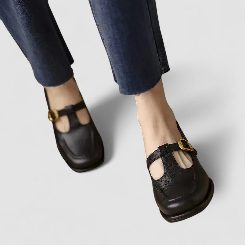 Kyrahnae | Mary Jane schoenen met orthopedische T-strap