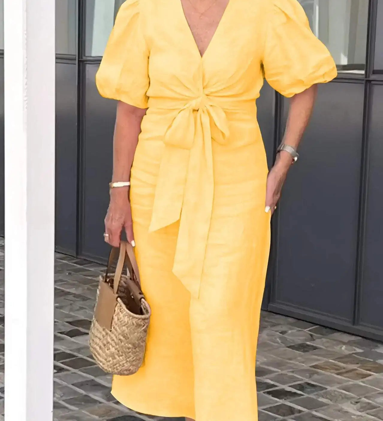 Lenora | ELEGANTE MIDI JURK MET V-HALS