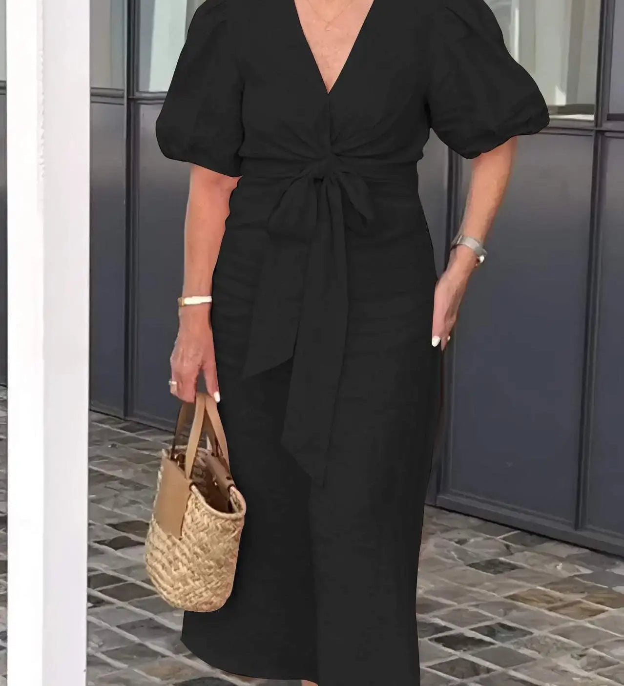 Lenora | ELEGANTE MIDI JURK MET V-HALS