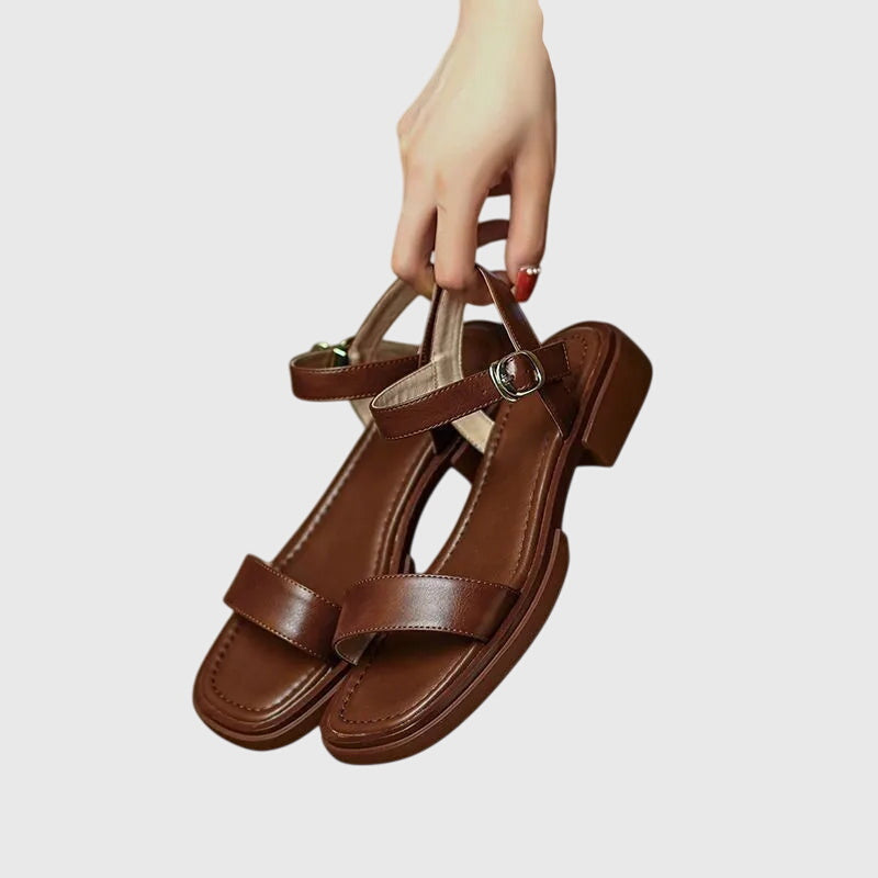 Kaia - Orthopedische leren sandalen