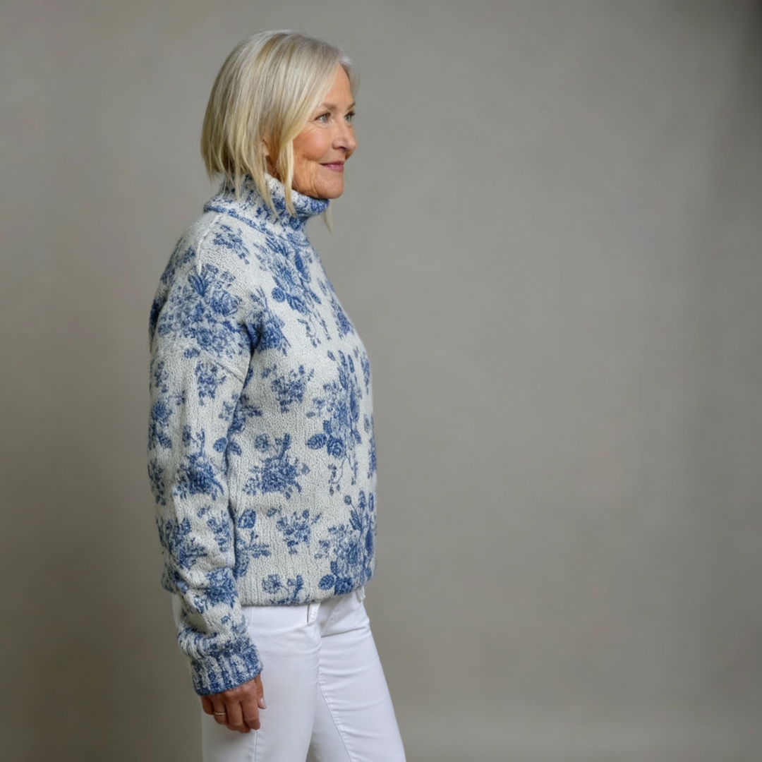 MAISIE | BLAUWE BLOSSOM BREI TURLENEK TRUI