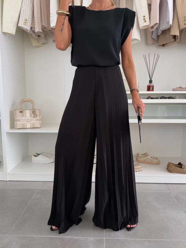 Marian - Elegant Plissé Ensemble