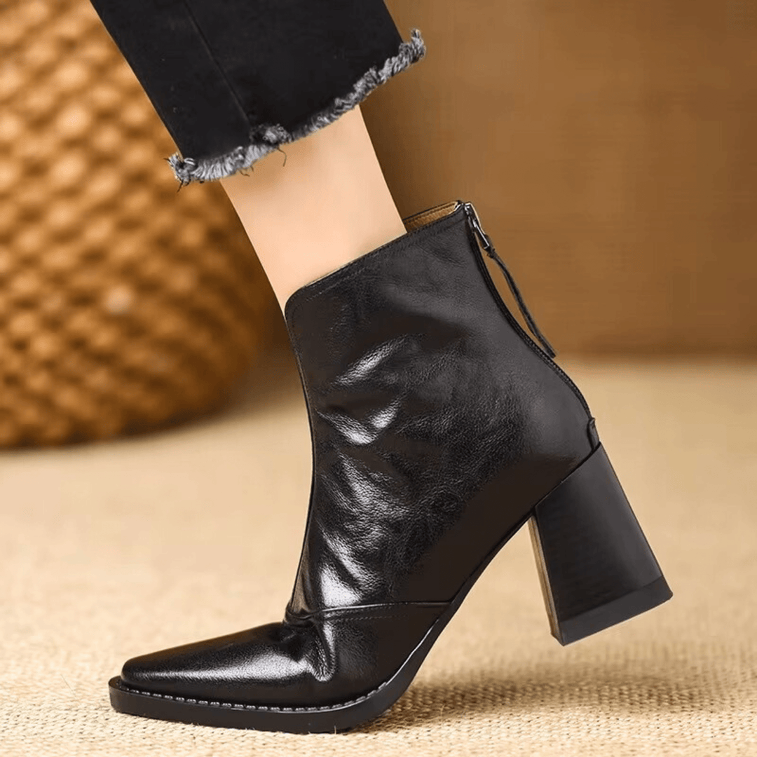 Claudia | Luxe enkellaarsjes met middelhoge hak